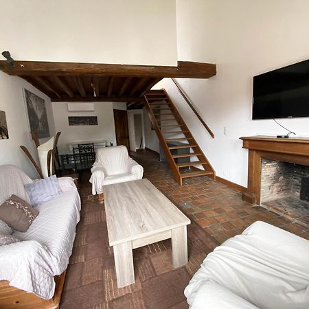 Appartement Tout Confort En Centre-Ville Cosne-Cours-Sur-Loire Luaran gambar