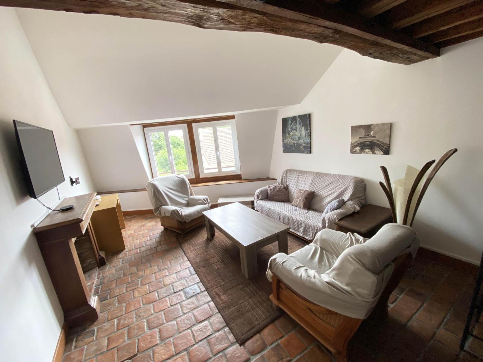 Appartement Tout Confort En Centre-Ville Cosne-Cours-Sur-Loire Luaran gambar