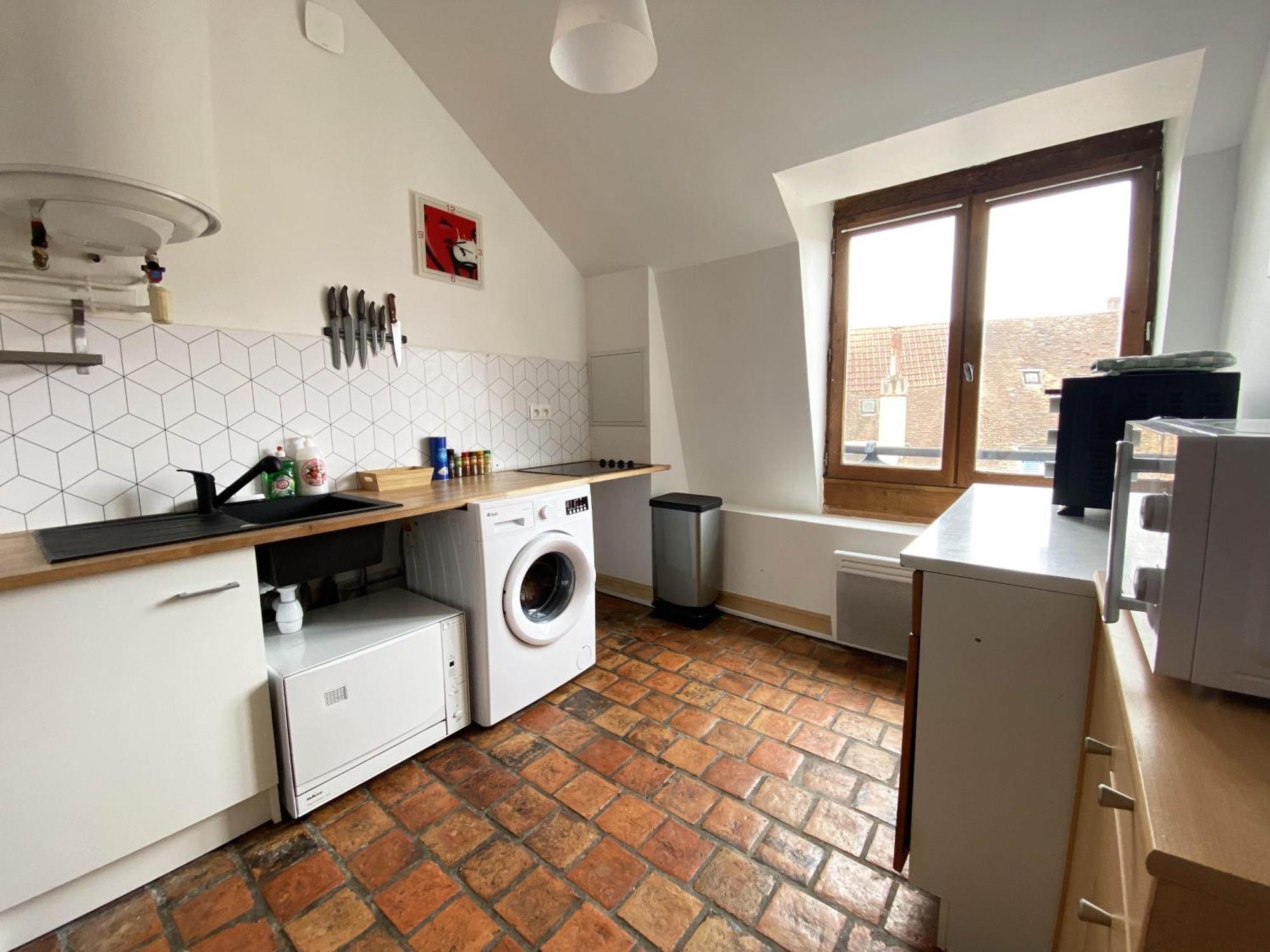 Appartement Tout Confort En Centre-Ville Cosne-Cours-Sur-Loire Luaran gambar